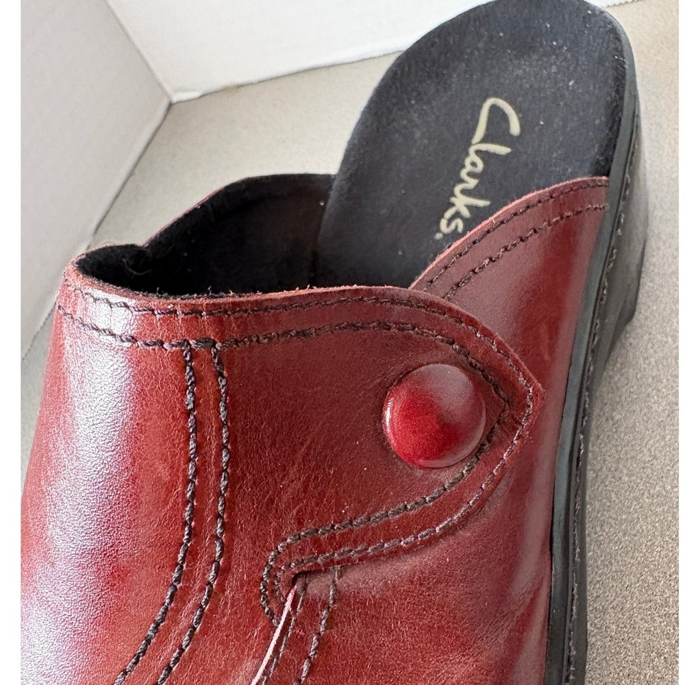 Clarks Brown Leather Clogs/Mules - Picture 8 of 11